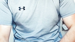 Hooded Stud Finishes Off Geyser