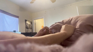 Having Intercourse with my Cushion, it made me Jism!!