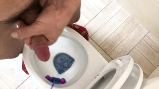 Dude Making a Hand Job for his Xxl Bone