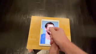 Chris Hemsworth Jizz Tribute