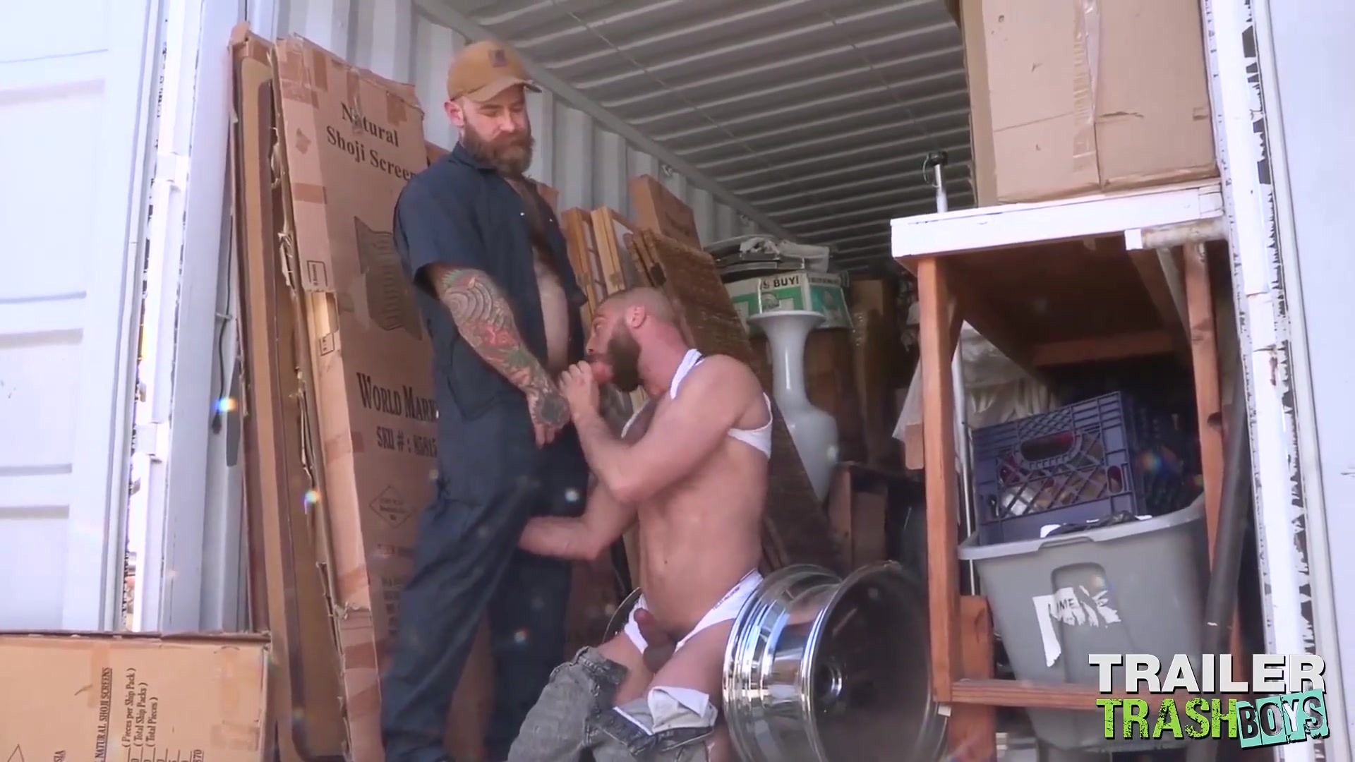 TRAILERTRASHBOYS Unshaved Jerk Dixon Barebacks Donnie Argento.