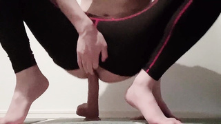 アナルに入るかな？ディルドで遊ぶイケメン社会人