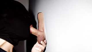 Fellow contact me by Grindr, became a standard of my fellatios, his milk is fleshy.