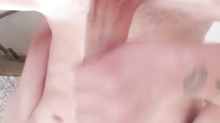 Killer twunk wanks hefty geyser out of his red-hot hard-on