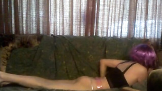 Ryannatranny twerks and spreads legs 6