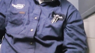 Fellating my fountain at the store