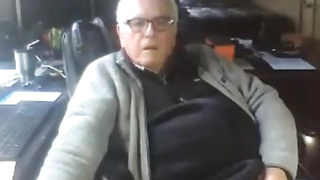 grandpa jerking off 40