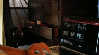 Jacking off to realistic Hentia pornography