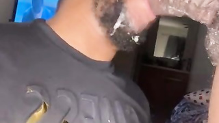 Fellating Dl trade pecker