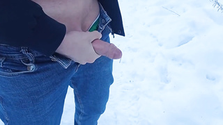 Wanked off at the teach stop in the park. EXTRAORDINARY