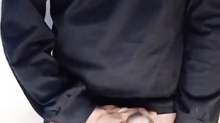 Pumayag si Kuya Rider na kunan habang nagjajakol. pati ako tinigasan habang pinanood ko siya