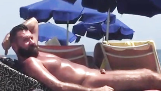 Str8 spy daddy bear at the beach 7