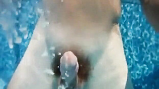 Amateur Twinks Masturbating Together