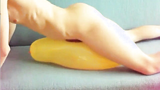 Twink Humps Yellow Balloon to Cum 2