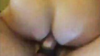 Bareback Amateur Sex: Broken Condom Leads to Passionate Pounding