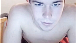 Youngster's Saucy Booty on Cam