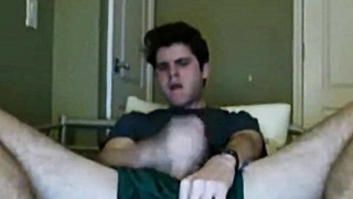 Youngster Shows Dick on Cam