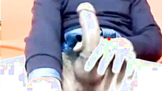 Monstrous Chisel Italian Fellow Faps on Cam