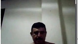 Bigote Maduro: Oso Amateur 2