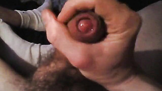 Slender Lad Jacks and Jizzes on Web cam