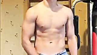 Macho Amateur Twunk Draining on Cam