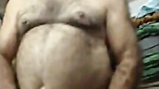 Gigantic-Manstick Syrian Father Milking