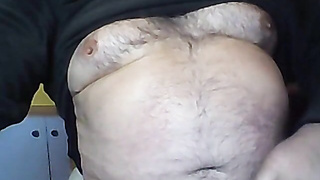 Italian Parent Wanks His Meaty Wood