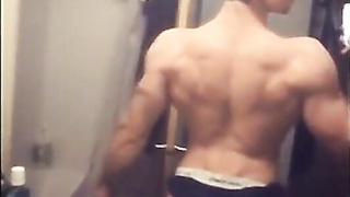 Muscle Grizzlies: Eddyfitt's Killer Twunk Showoff