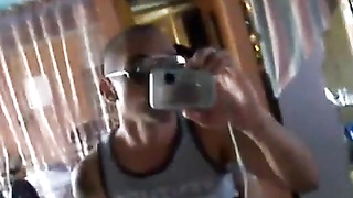 Dos Mexicanos Cogiendo No condom Frente al Espejo