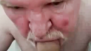 Amateur Dad Grizzly Fellates Manmeat