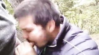 Deep-Throating tourist knob in the track