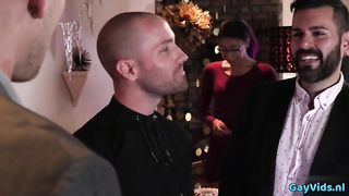 Muscle queer assfuck with ass-fuck cum-shot