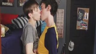 The Xbox twunk Is Back And that chap Wants A huge Joystick