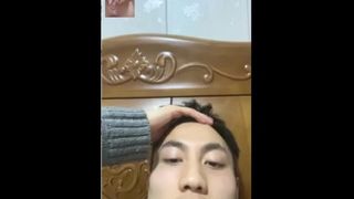 240号男嘉宾 直男打飞机射精