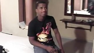 YOUNGSTER PHAT EBONY PECKER WANKS OFF