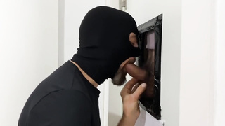 GLORY FUCK-HOLE DEEPTHROAT JOB four BEERCAN BLC