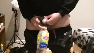 Urinate Bottle, Pipe Have Fun